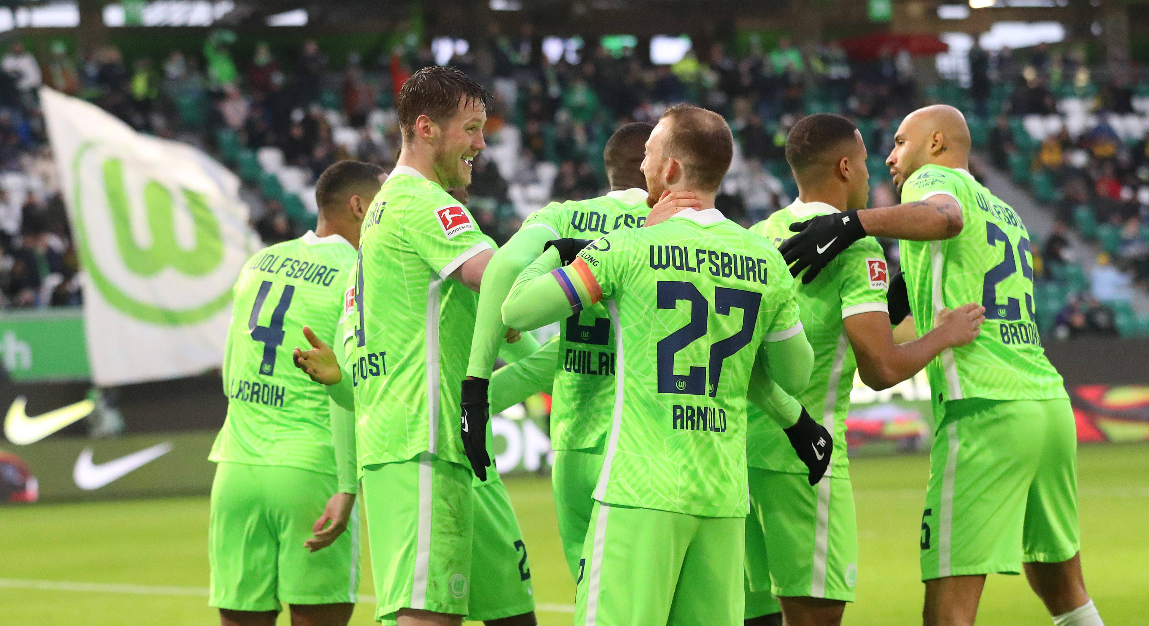 巴黎圣日耳曼训练开放日，今晚状态回暖引欢呼，德国杯在即，资深球员宣示担当的简单介绍lol在线投注