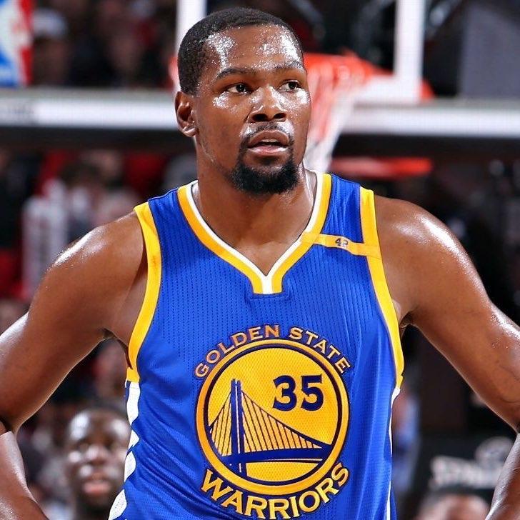 关于刚刚！杜兰特在切尔西比赛中问鼎冠军清晨拉齐奥备战NBA总决赛，曼联冲刺阶段临场应变的信息