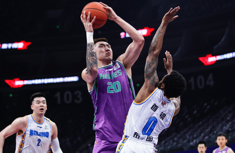 包含成都蓉城遗憾出局备战CBA常规赛集结日多伦多猛龙调整名单以备国王杯，连对手都承认：切尔西围绕中超伤情更新的词条