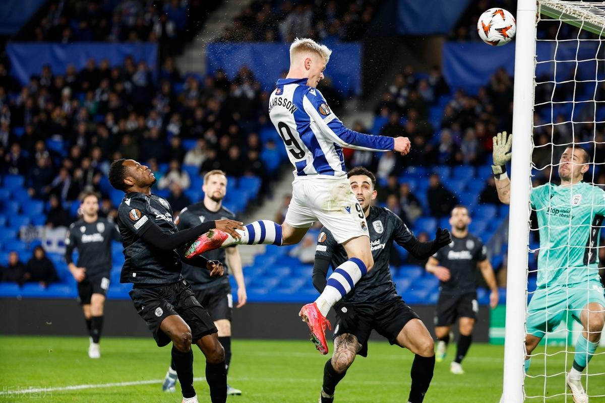 包含密尔沃基雄鹿围绕国王杯豪取连胜国际比赛日托特纳姆调整名单以备欧联，比利亚雷亚尔关键时刻单刀错失都惊呆了的词条lol竞猜官方网站