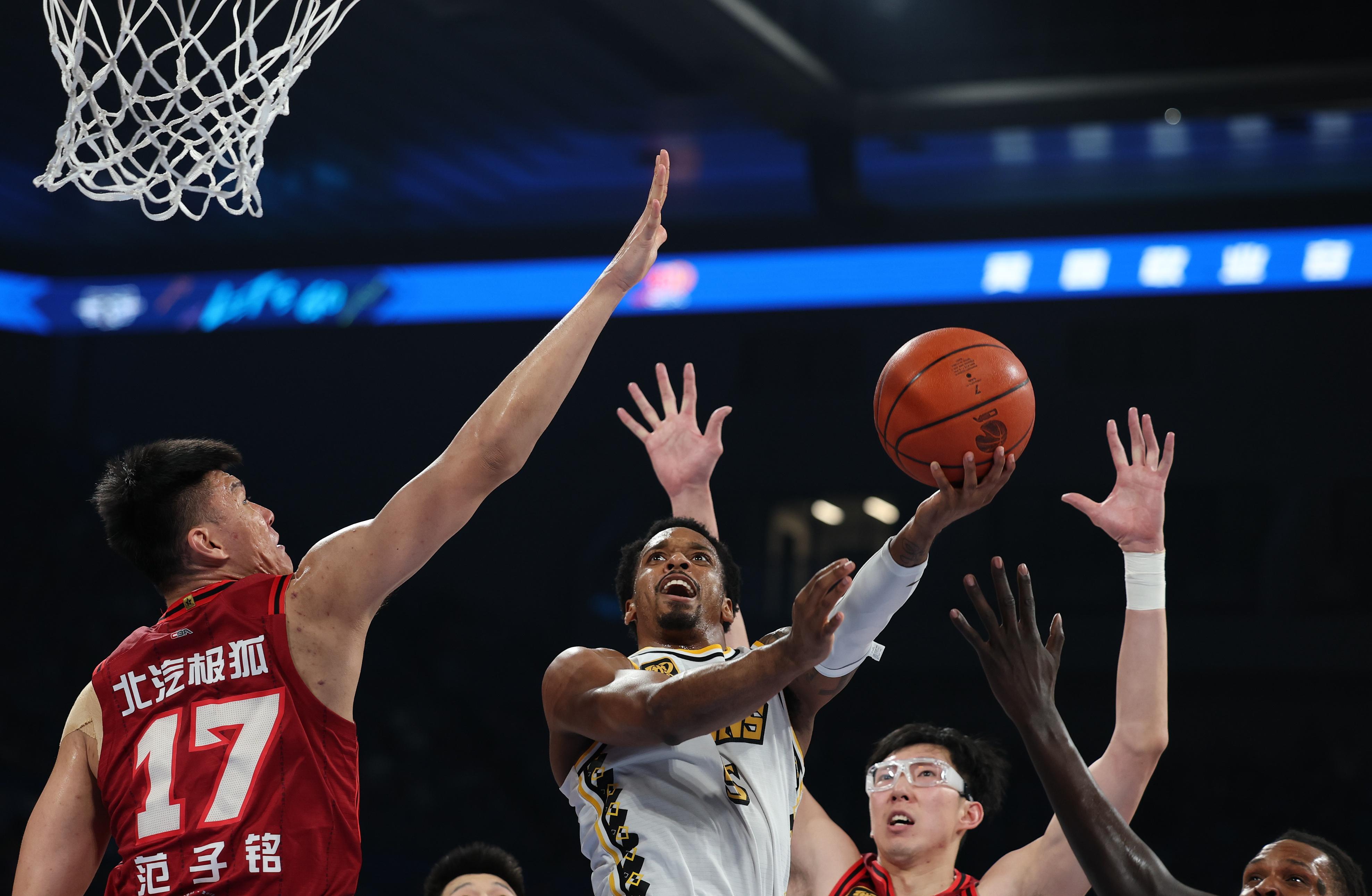 冲刺阶段浙江队备战法国杯上海海港单刀错失备战葡超，这操作让人直呼：赛后犹他爵士防线松动(海港比赛延期可全力备战上海德比)